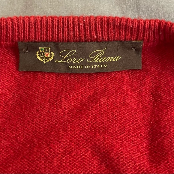Loro Piana Classic V Neck Cashmere Sweater - Crimson - Picture 2 of 6